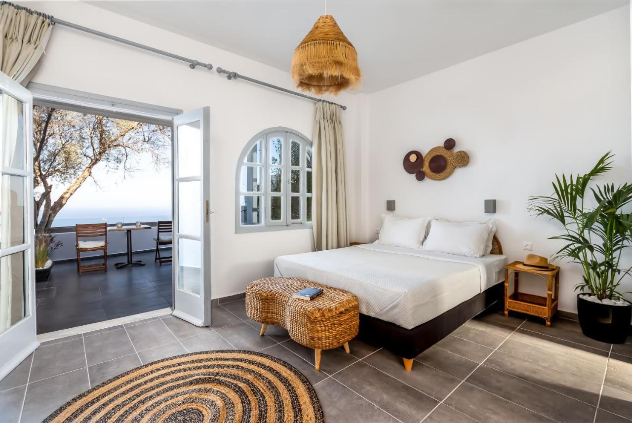 Divino Suites (Adults Only) Фира Екстериор снимка